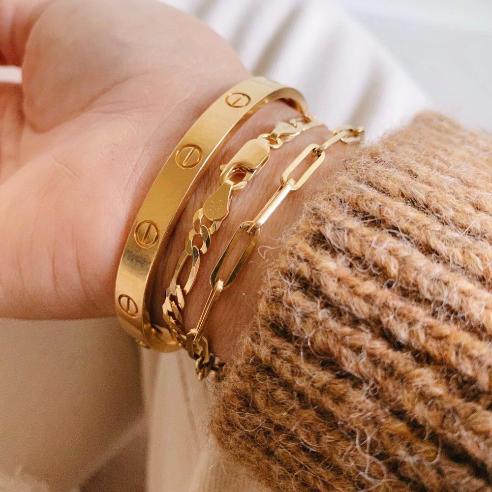 Limited Drop: 18K Gold Vermeil Chain Bracelets - Picture 10 of 16